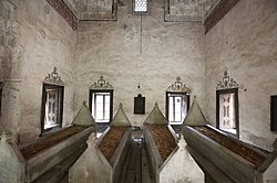 Hrob Gülruh v jejím mauzoleu v Burse