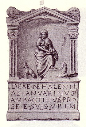 Autel de Nehalennia à Dombourg (planche 7 no 15a de L. J. F. Janssen, De Romeinsche Beelden en Gedenksteenen van Zeeland, Leyde, 1845).