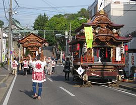 能見不動尊前交差点の付近