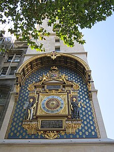 L'orologio della Tour de l'Horloge (XIV secolo).