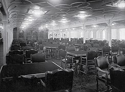 Salón comedor de primera clase del Olympic, idéntico al del Titanic.