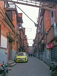 Rue de type lilong: à Dongting, rue Poyang, Hankou, Wuhan, 2012.