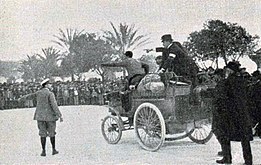 La voiture break à vapeur de Dion d'André Michelin, à Nice;