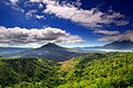 Il monte Batur ed il suo lago dimora di Dewi Danu.