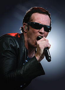 Weiland performing in June 2010.