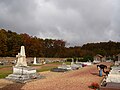 Le cimetière.