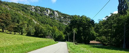 La cluse de la Lèze au pas del Roc.