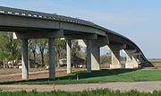 Concrete bridge on concrete double pillars