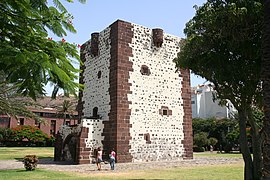 康德塔（Torre del Conde）