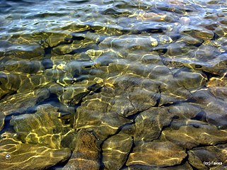 Eau clair du lac.