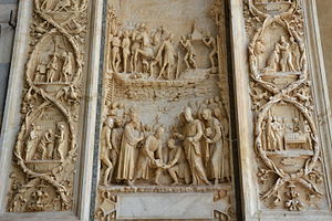 Benedetto Briosco, Gian Galeazzo Visconti posa la prima pietra della Certosa, rilievo del portale della chiesa.
