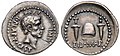 È una delle poche monete citate specificamente da un autore classico: Dione Cassio (cfr. Bruto)