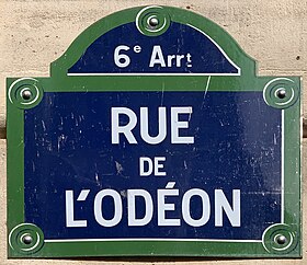 Voir la plaque.