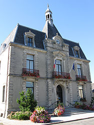 The town hall in Pré-en-Pail