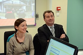 Anne-Laure Prévost (Wikimedia France) et Stéphane Blanchet (1er adjoint au Maire de Sevran) lors de la signature du partenariat.