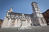 Denkmal für Francesco Burlamacchi vor San Michele in Foro, von Ulisse Cambi