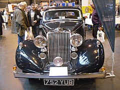 Berline de sport 4 litres 4 portes six fenêtres latérales de 1939, renommée Humber Super Snipe