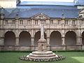 Le cloître.