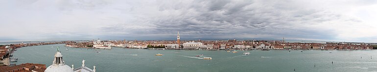 Photo, vue panoramique de la ville.