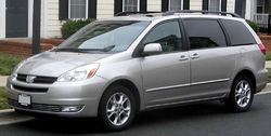 Toyota Sienna XLE (2004–2005)