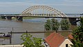 Nimega, el puente (el Waalbrug) sobre el Waal desde el Valkhof