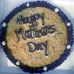 Gâteau de la fête des Mères (Mother's Day) au Royaume-Uni.