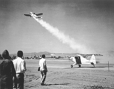 เครื่องบินลำแรกที่สามารถขึ้นบินโดยใช้จรวดไอพ่นหรือจาโตะได้เป็นครั้งแรกโดยทีมงานเจพีแอล (ธันวาคม 1941)