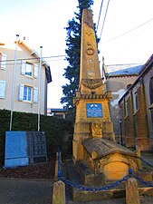 Monument aux morts français.