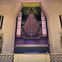 Orgue de tribune.