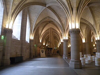 la Salle des gens d'armes, al di sotto dell'ormai scomparsa Grand-Salle medievale.