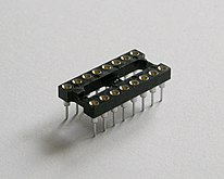 0.3" wide 16-pin DIP socket with machined round contacts for DIP16 IC