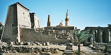Luxortempelet, fra Nilens østbredde