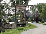 Brug naar Fort bij De Kwakel en de groene genieloods