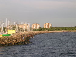 Lomma hamn, maj 2005.jpg