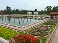 Jardins de Shalimar (Lahore), Pakistan. Référence à l'art immémorial de la maîtrise des eaux et des jardins persans.