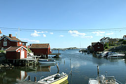 Hälleviksstrand lerkilen från bron