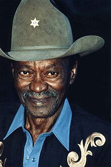 Description de l'image Clarence " Gatemouth " Brown.jpg.