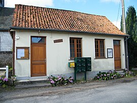 The town hall in Froyelles