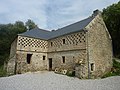 Boulins à l'étage du moulin à eau de Tréouzien, en Plouhinec (Finistère).