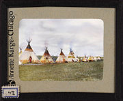 北米の先住民の生活の場（北米、Siksikaのインディアンのティピー群（モンタナ州）