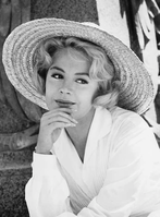 Dee in Romanoff and Juliet (1961)