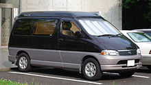 1997 Toyota Granvia 01.jpg