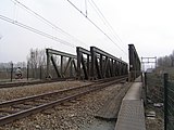 De oude spoorbrug over de Linge bij Tricht