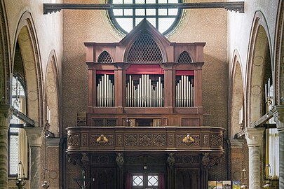 L'orgue de la contre-façade