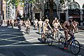 World Naked Bike Rideに参加する人たち(2021年)