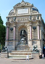 加布里埃尔·戴维设计的圣米歇尔喷泉 (1858–1860)，是圣米歇尔大道的起点