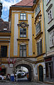 Ornamente im Zopfstil am Heiligenkreuzerhof in Wien