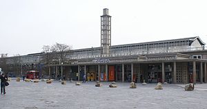 Bahnhofsgebäude mit Haupteingang