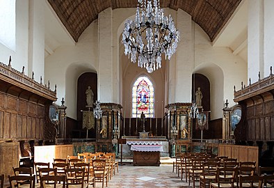 Interieur van de Collégiale Saint-Pierre