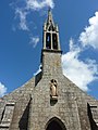 Île-Tudy : la façade de l'église paroissiale.